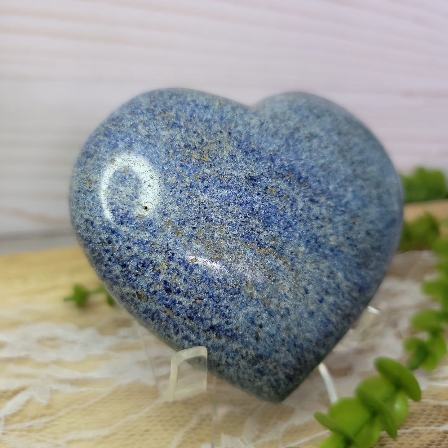 Dumoritierite Heart
