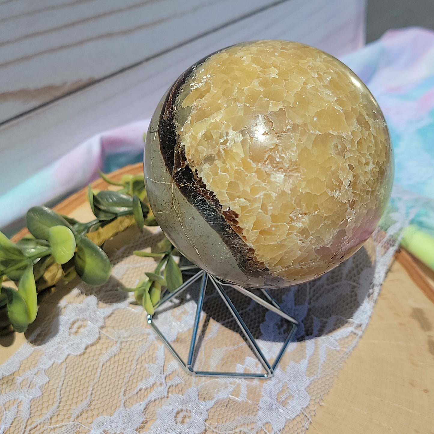 Septarian Sphere (UV Reactive)