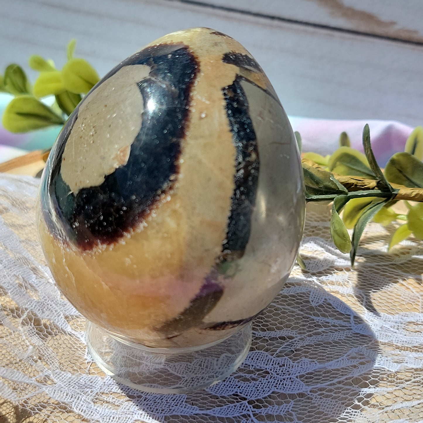 Septarian Egg Freeform (UV Reactive)