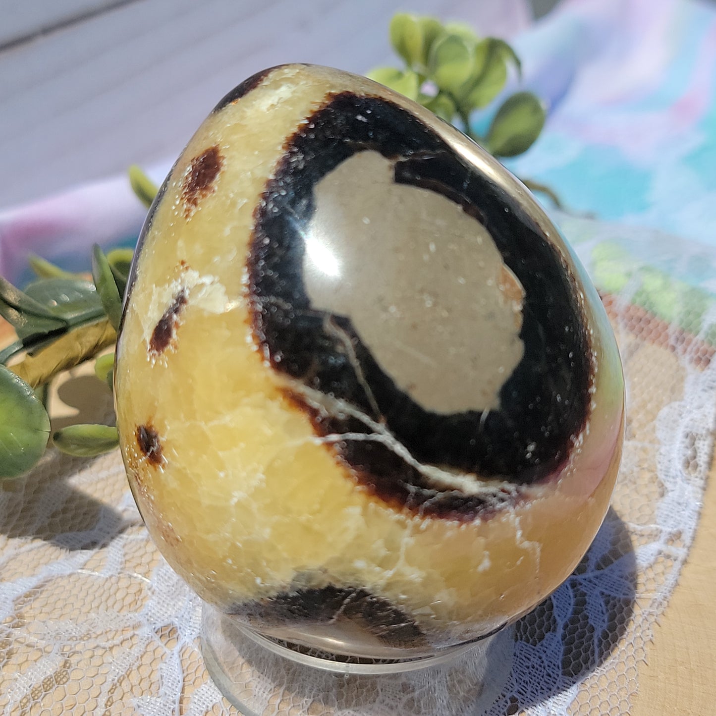 Septarian Egg Freeform (UV Reactive)
