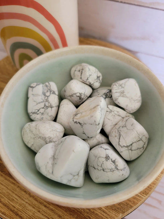 Howlite Tumbles Cubes