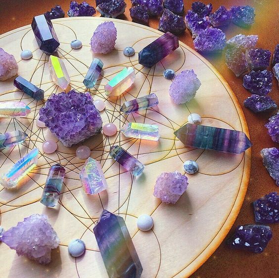 The Art of Crystal Grids: Creating Sacred Spaces for Manifestation and Intention Setting