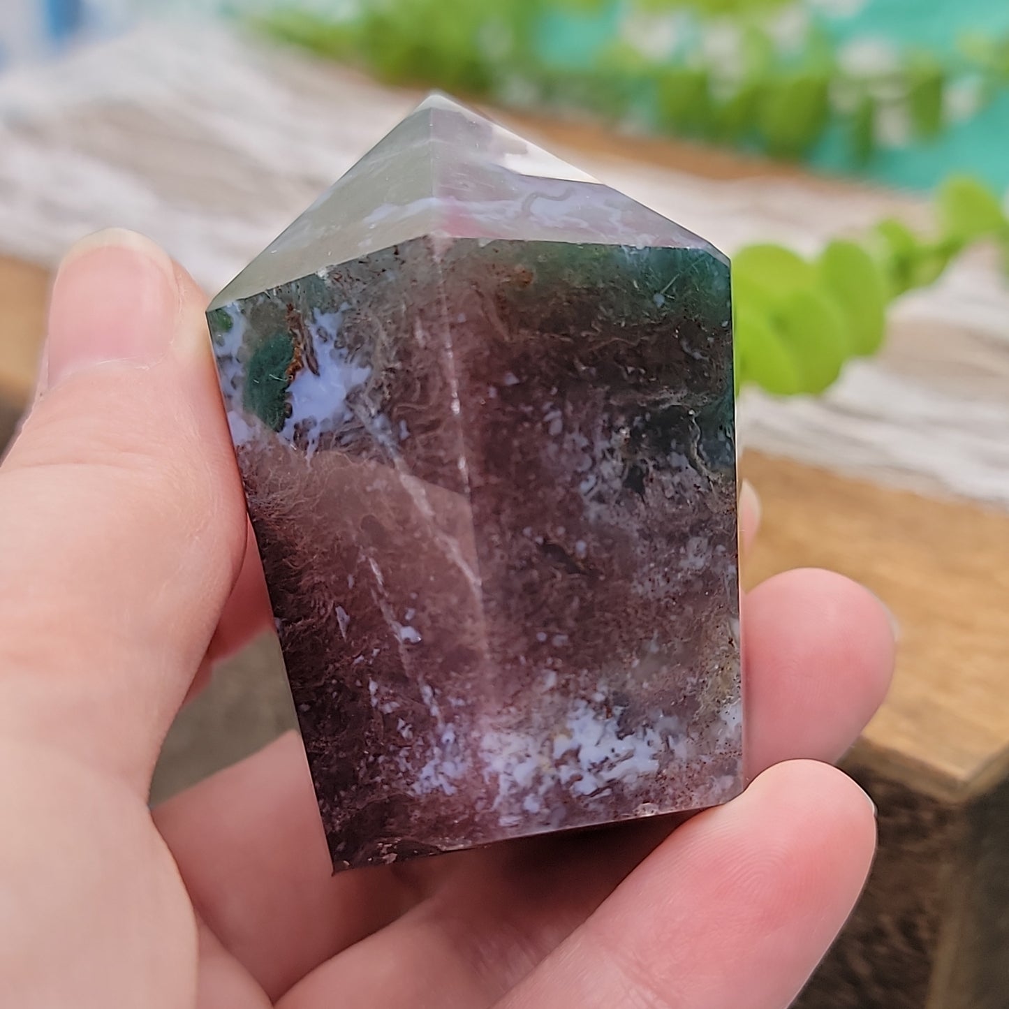 Moss Agate Cupcake Point