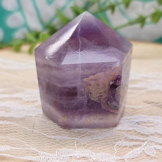 Fluorite Cupcake Point