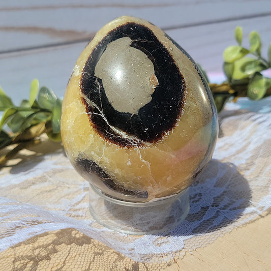 Septarian Egg Freeform (UV Reactive)