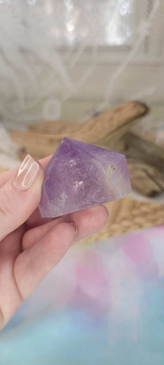 Amethyst Cupcake Point